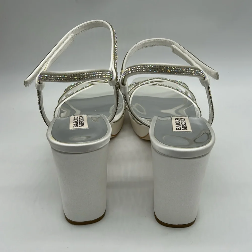 Badgley Mischka White SatinPlatform Heels 9.5 Bridal Wedding Dressy Sandals NIB